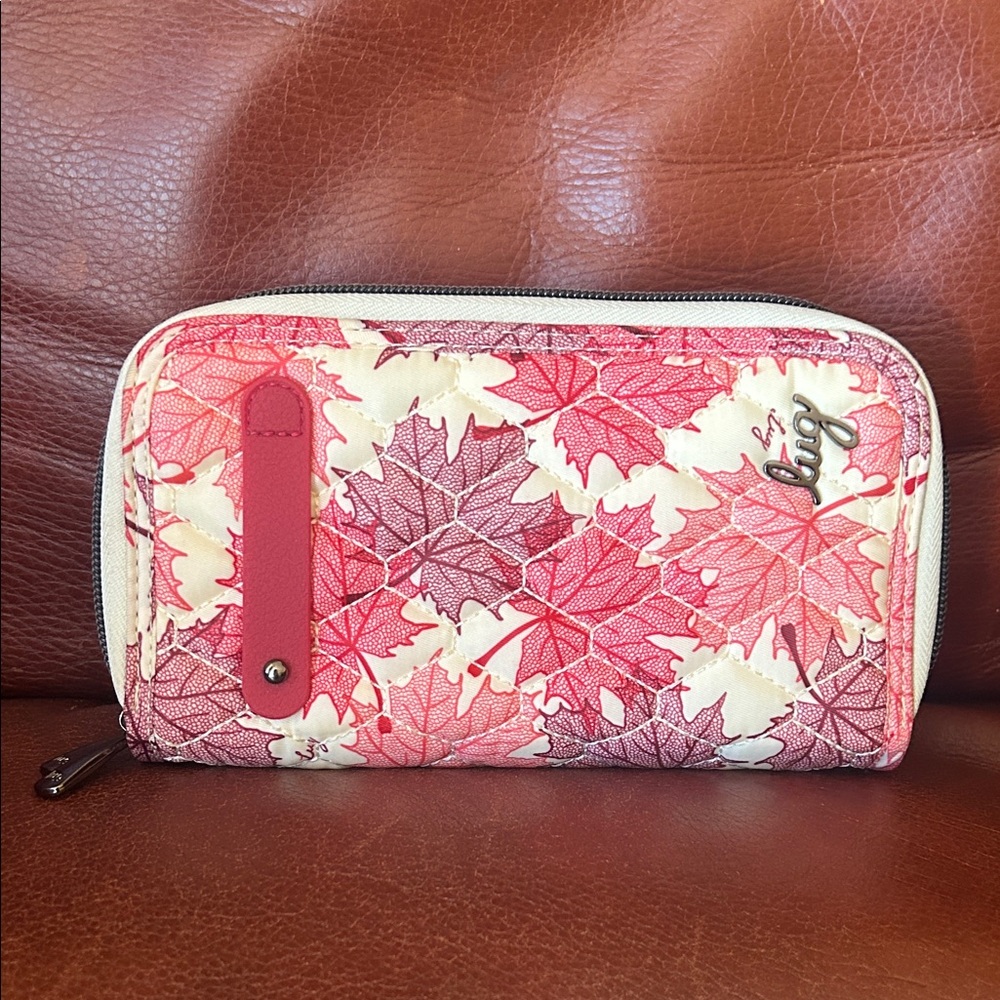 LUG Wallet TRAM